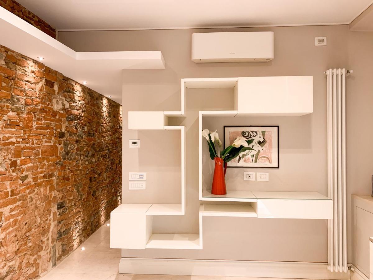 The Duomo Exclusive -43 Passi Dal Duomo- Apartment Florence Exterior photo