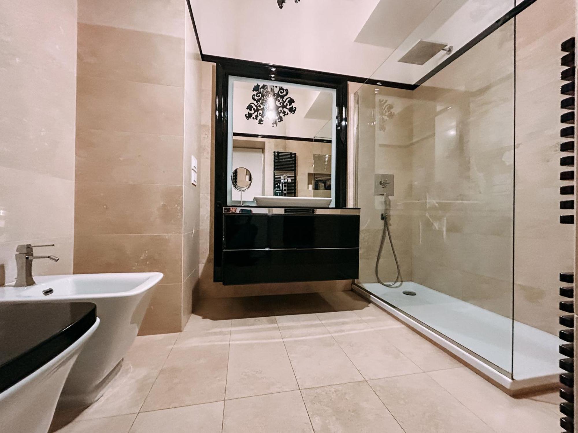 The Duomo Exclusive -43 Passi Dal Duomo- Apartment Florence Exterior photo